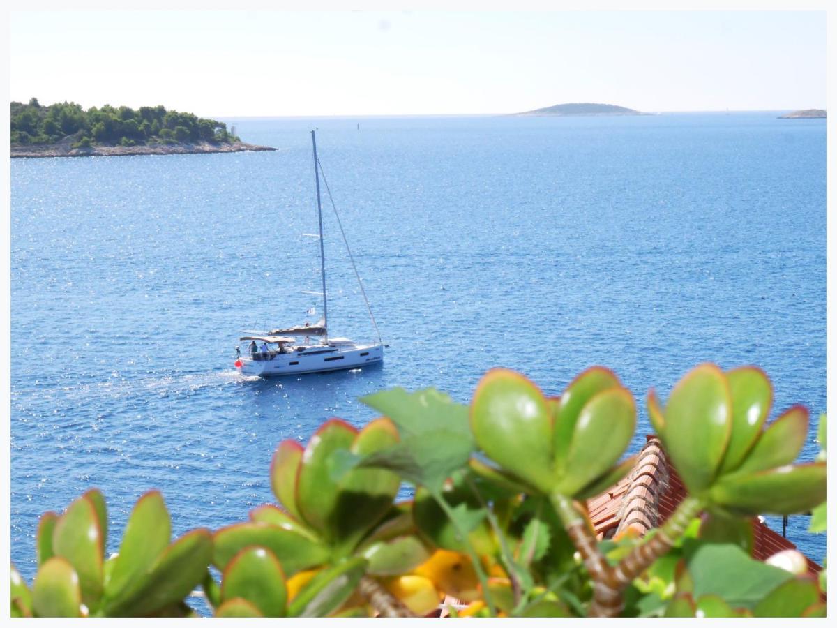 The Peninsula Leilighet Primošten Eksteriør bilde